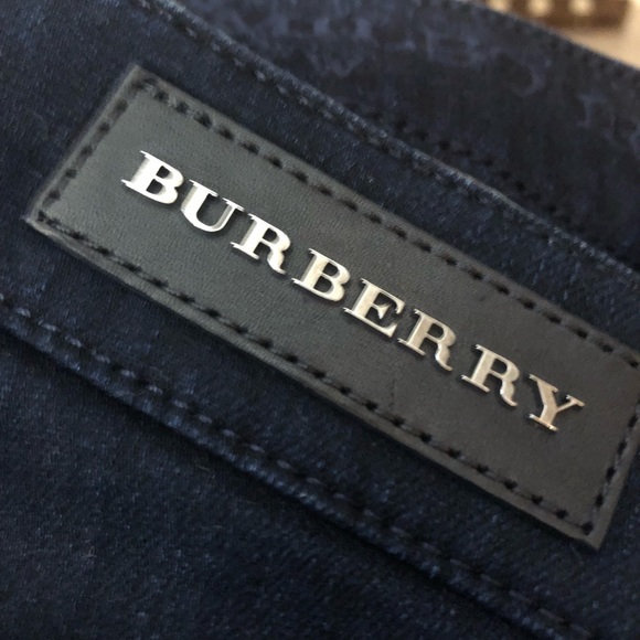 Burberry London Milbourne Jeans 32R - Picture 7 of 7